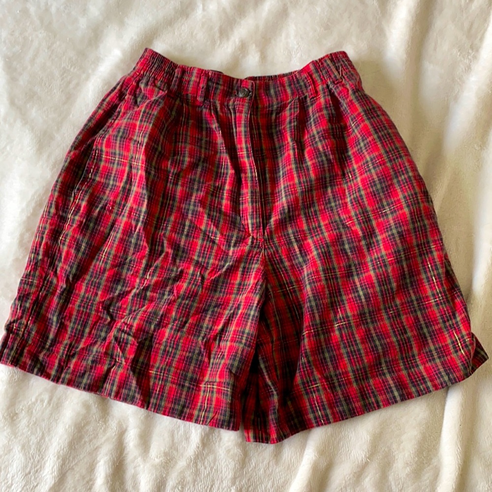 Plaid Bermuda shorts